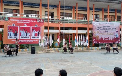 MAN 2 Kota Cirebon Gelar Kampanye dan Debat Calon Ketua dan Wakil Ketua OSIS dalam Rangkaian P5RA